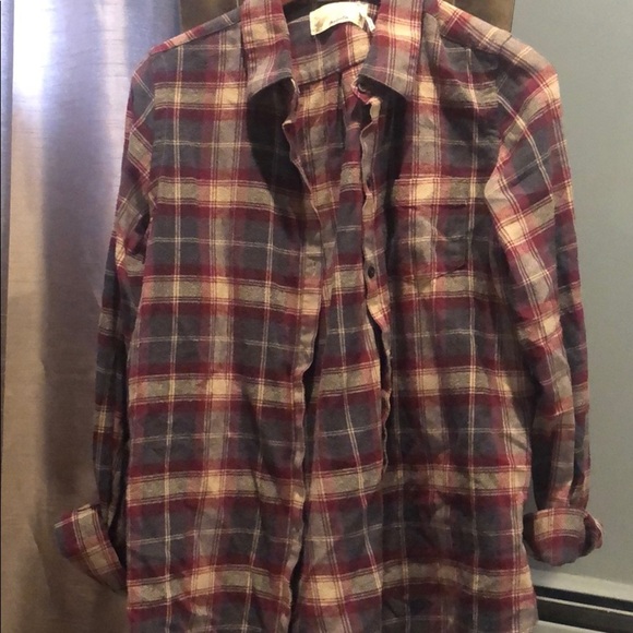 Trovata Revolve button down flannel L - Picture 3 of 5